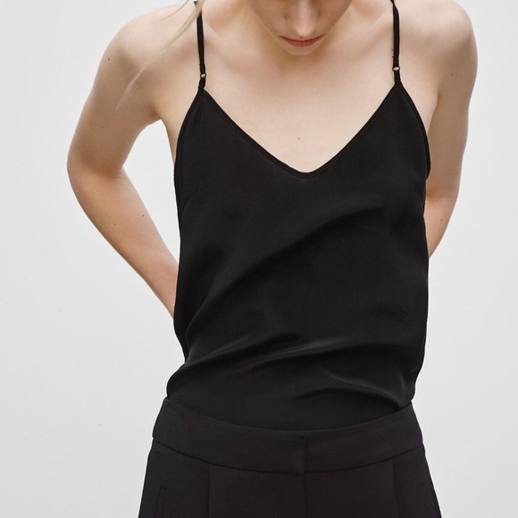 Wilfred Tops - NWT Aritzia Wilfred Minou 100% Silk Cami (S)